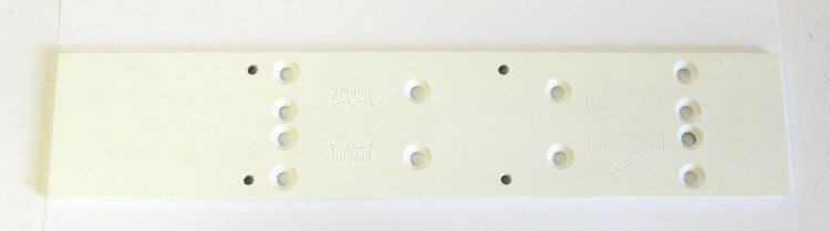 Deska montážní plochá TS 83 8359 bílá DOPRODEJ - Zavírače, zvedací a vázací technika Zavírače dveřní Zavírač dveřní ND a přísl.